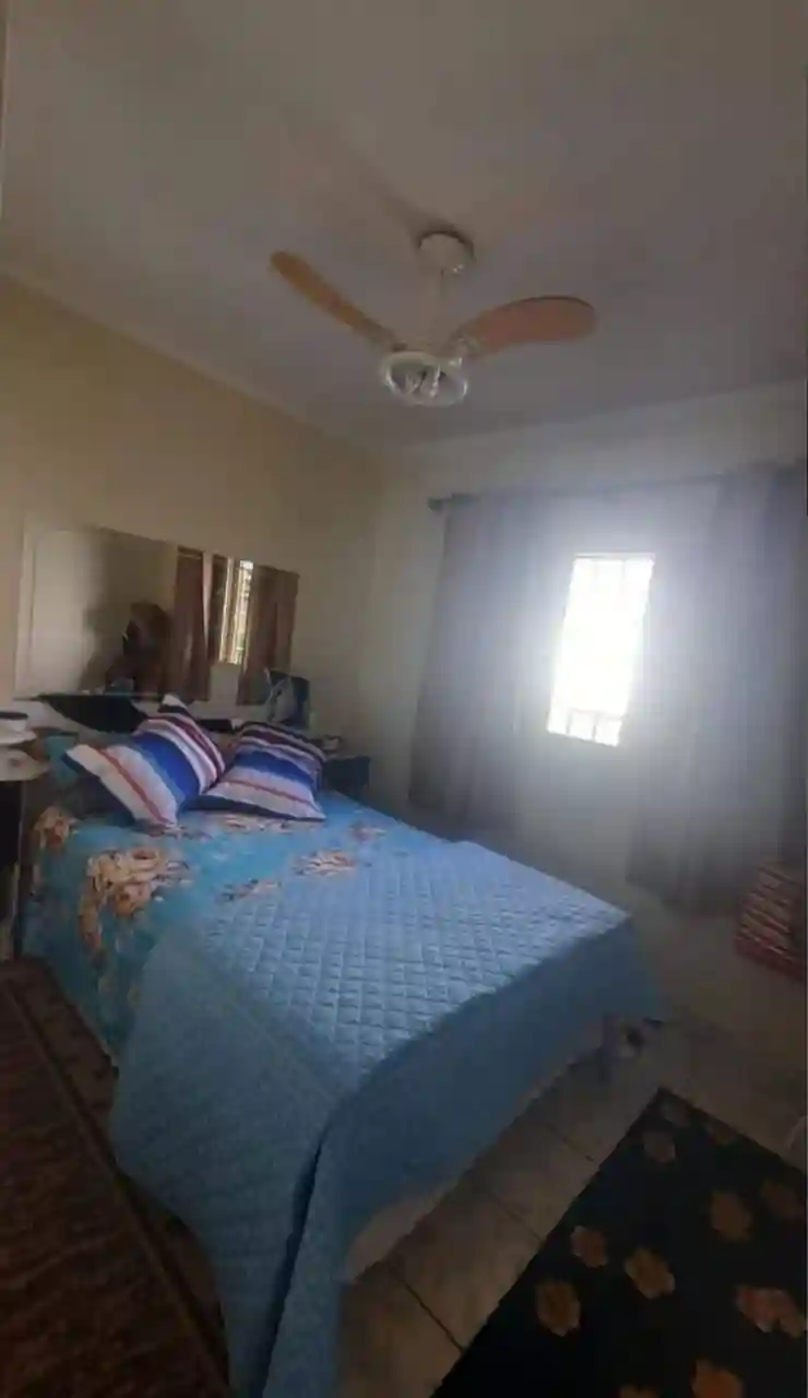 Casa com 2 quartos à venda, 200m² — foto 7 de 12