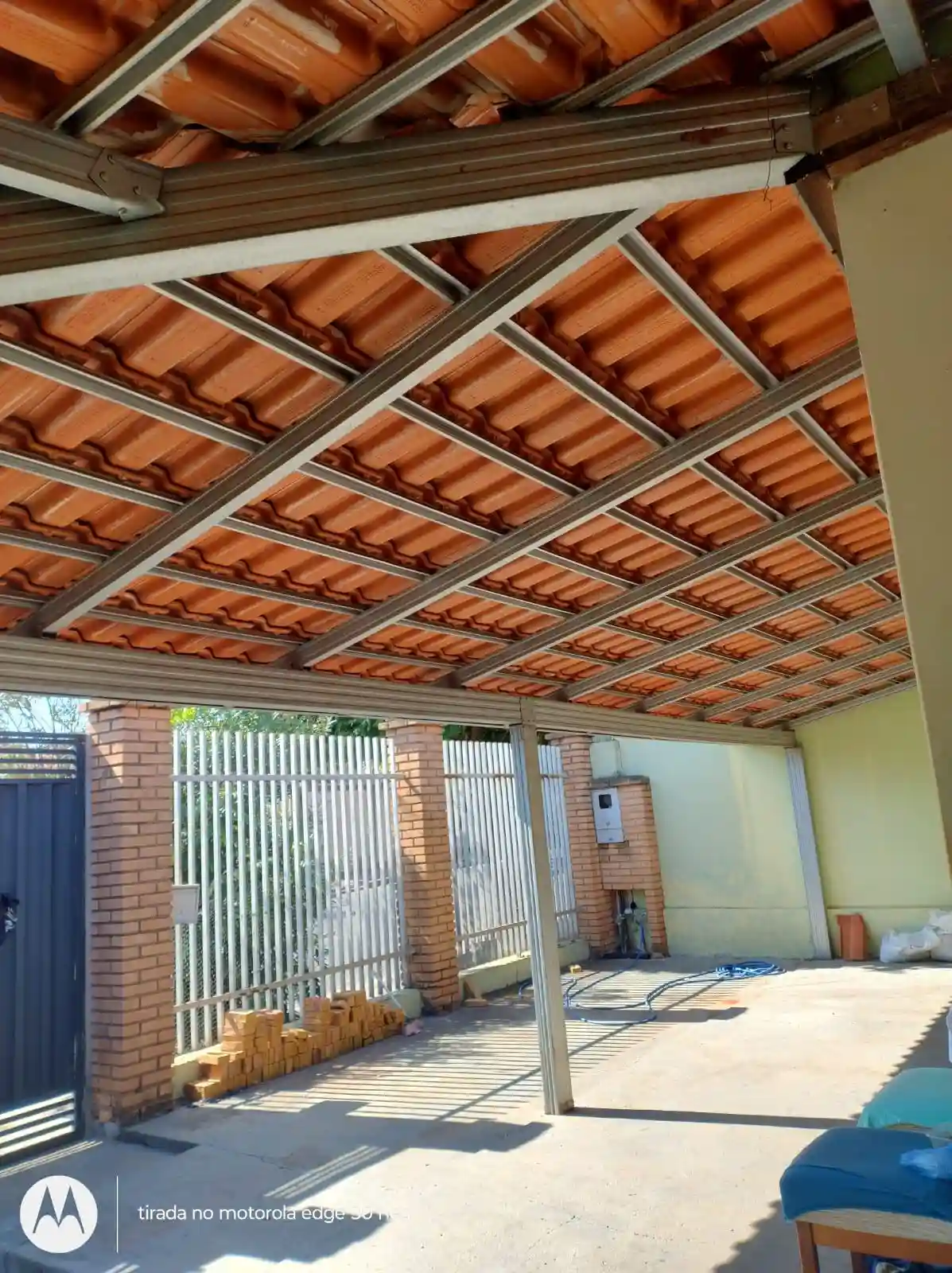Casa com 2 quartos à venda, 200m² — foto 2 de 12