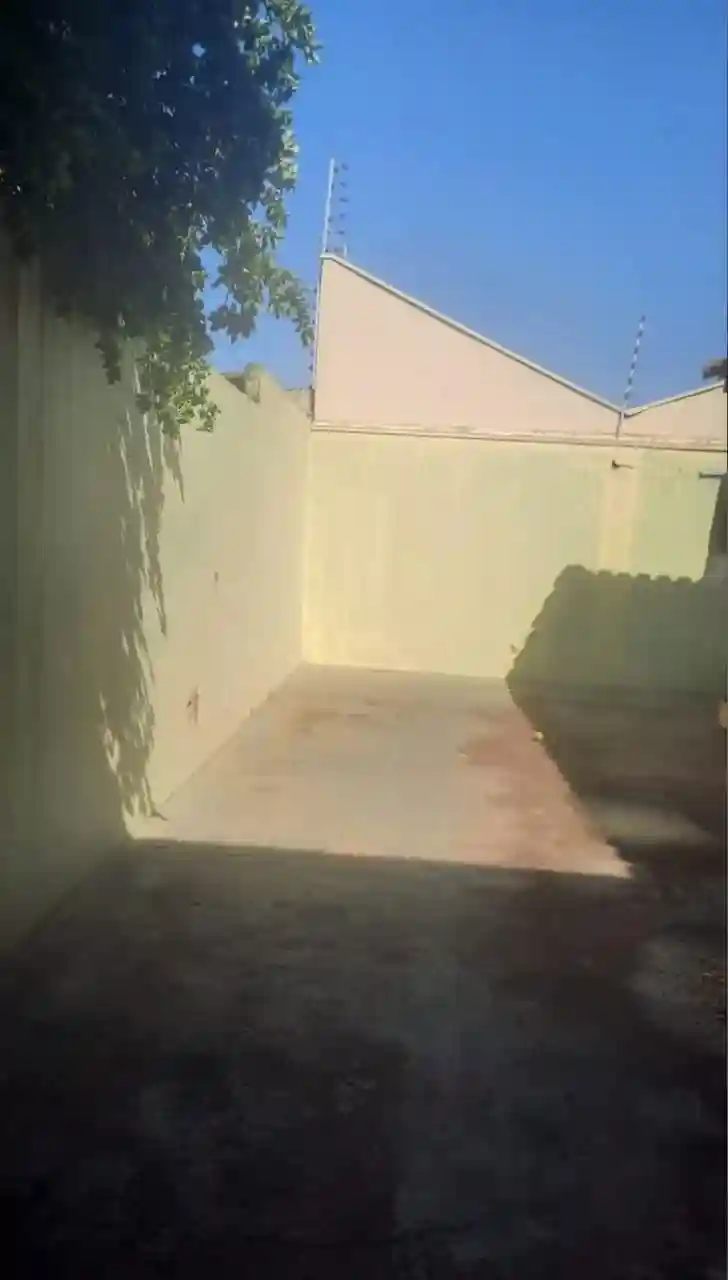 Casa com 2 quartos à venda, 200m² — foto 11 de 12