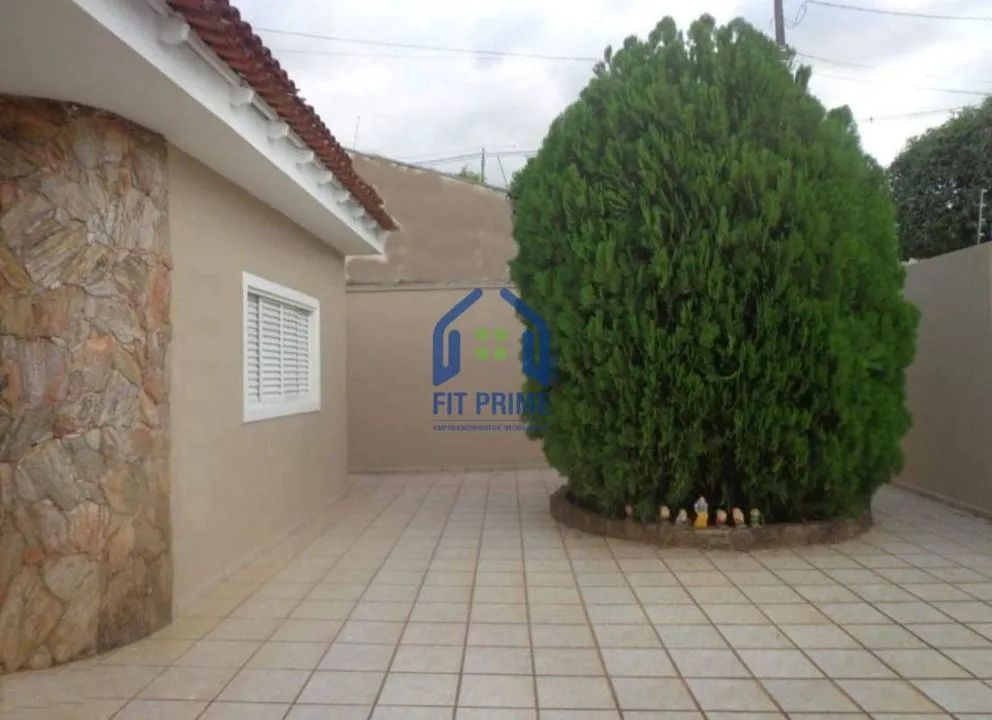 Casa à venda — foto 3 de 9