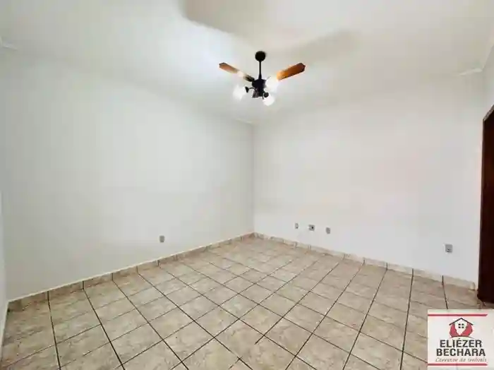 Casa com 3 quartos à venda, 141m² — foto 11 de 20