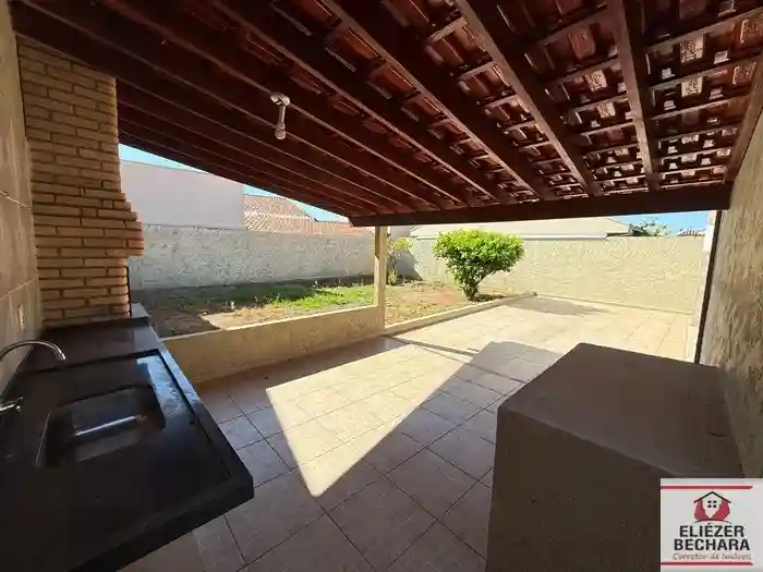Casa com 3 quartos à venda, 141m² — foto 5 de 20