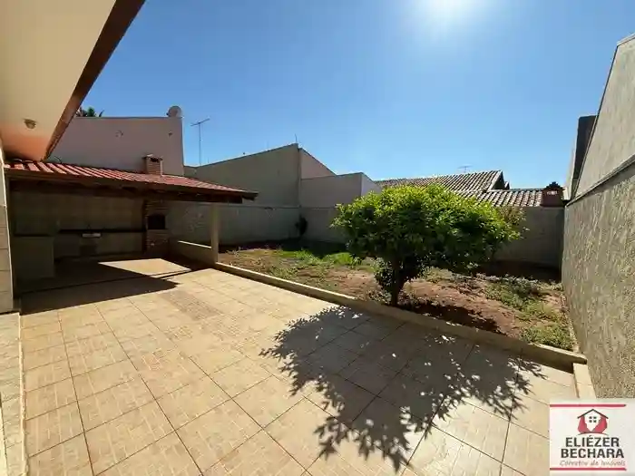 Casa com 3 quartos à venda, 141m² — foto 18 de 20