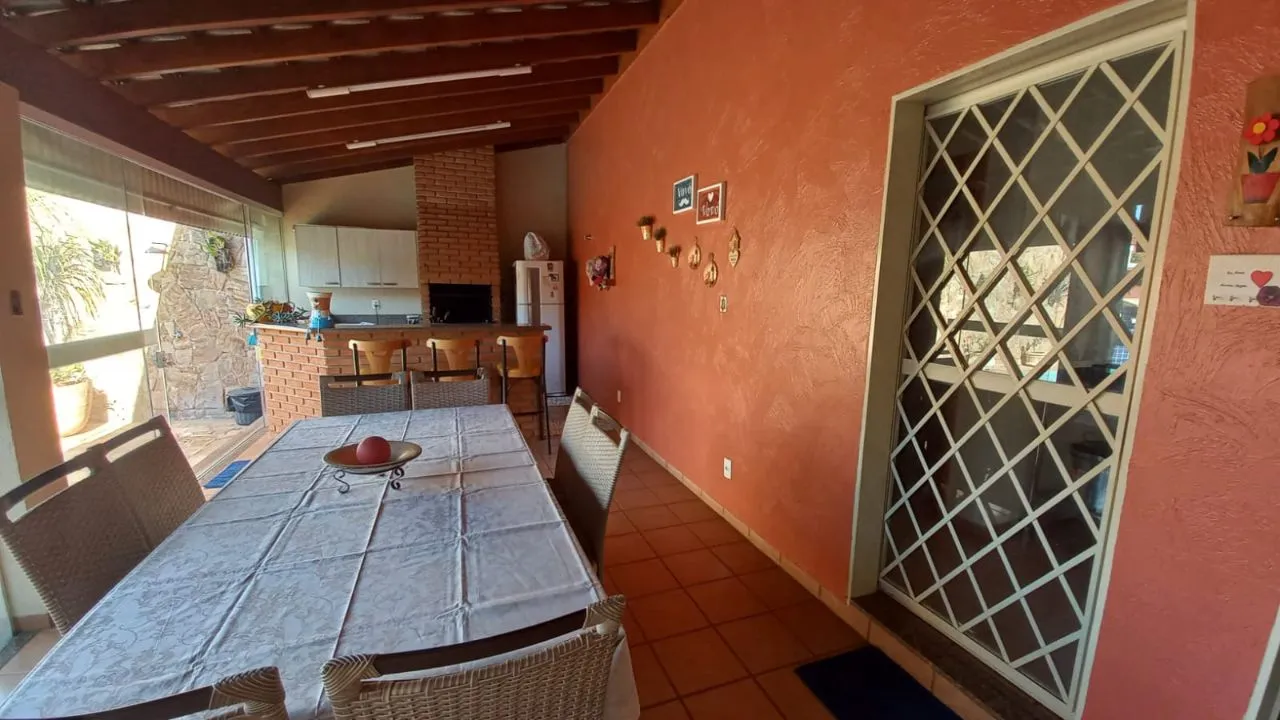 Casa à venda — foto 4 de 7