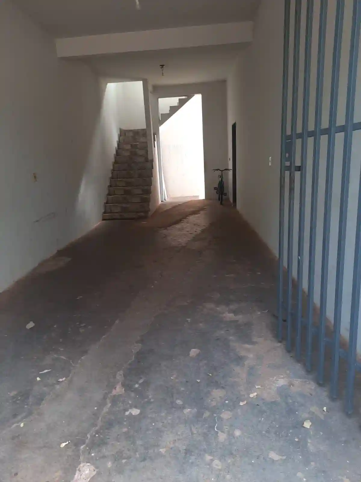Casa com 4 quartos à venda, 330m² — foto 3 de 15