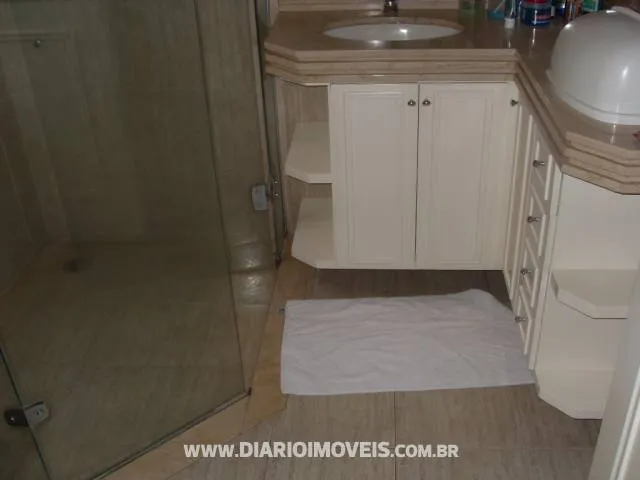 Casa com 3 quartos à venda, 300m² — foto 8 de 20