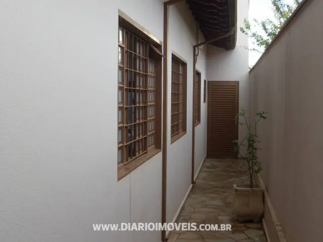 Casa com 3 quartos à venda, 300m² — foto 12 de 20
