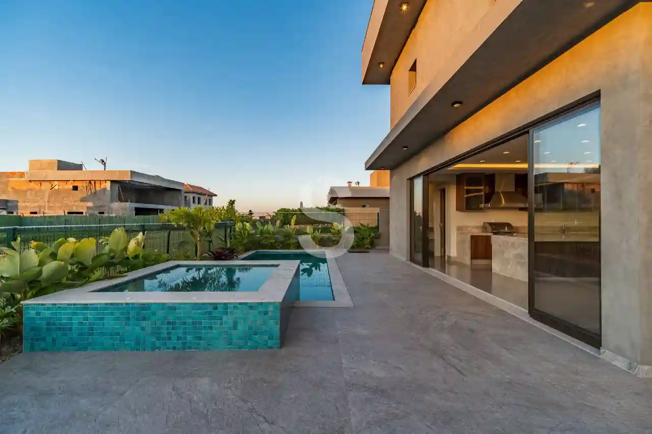 Casa de Condomínio com 5 quartos à venda, 550m² — foto 18 de 35