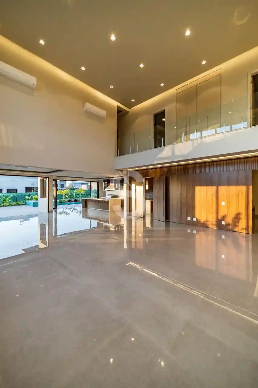 Casa de Condomínio com 5 quartos à venda, 550m² — foto 3 de 35