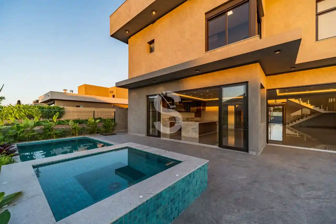 Casa de Condomínio com 5 quartos à venda, 550m² — foto 13 de 35