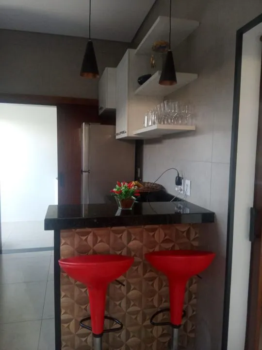 Casa de Condomínio à venda — foto 1 de 9