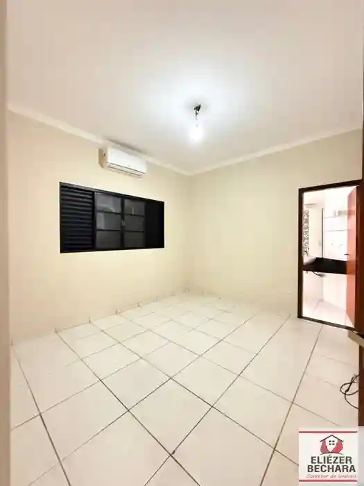 Casa com 3 quartos à venda, 150m² — foto 13 de 35