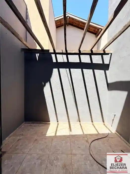 Casa com 3 quartos à venda, 150m² — foto 34 de 35
