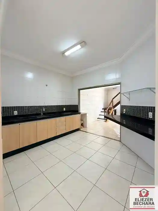 Casa com 3 quartos à venda, 150m² — foto 6 de 35