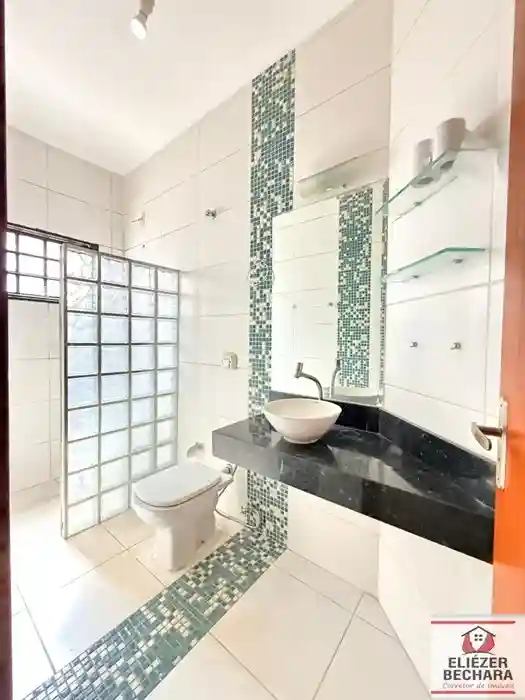 Casa com 3 quartos à venda, 150m² — foto 3 de 35