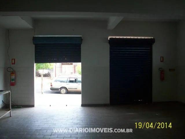 Loja / Salão / Ponto Comercial à venda — foto 2 de 4