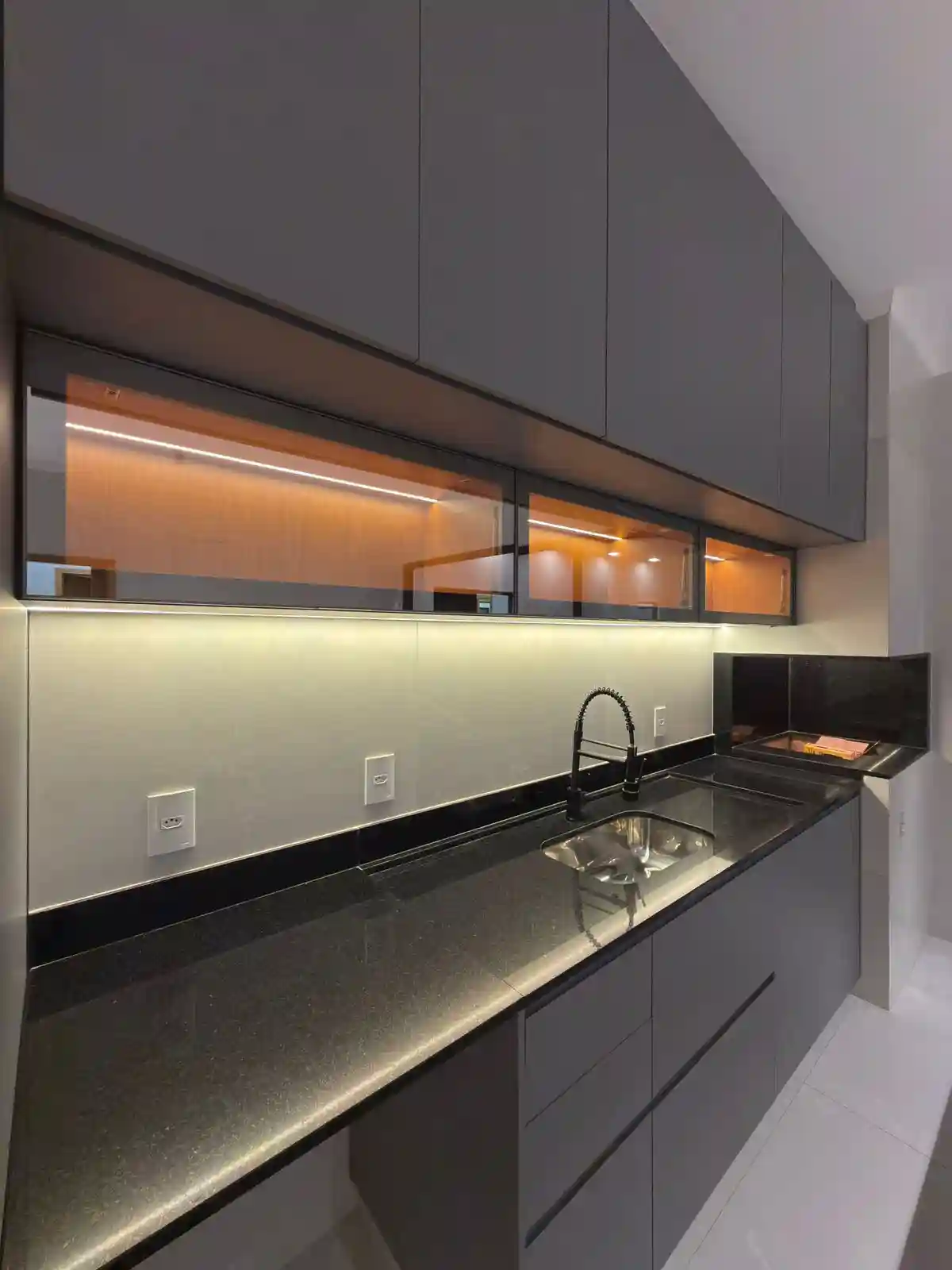 Casa de Condomínio com 3 quartos à venda, 145m² — foto 4 de 34