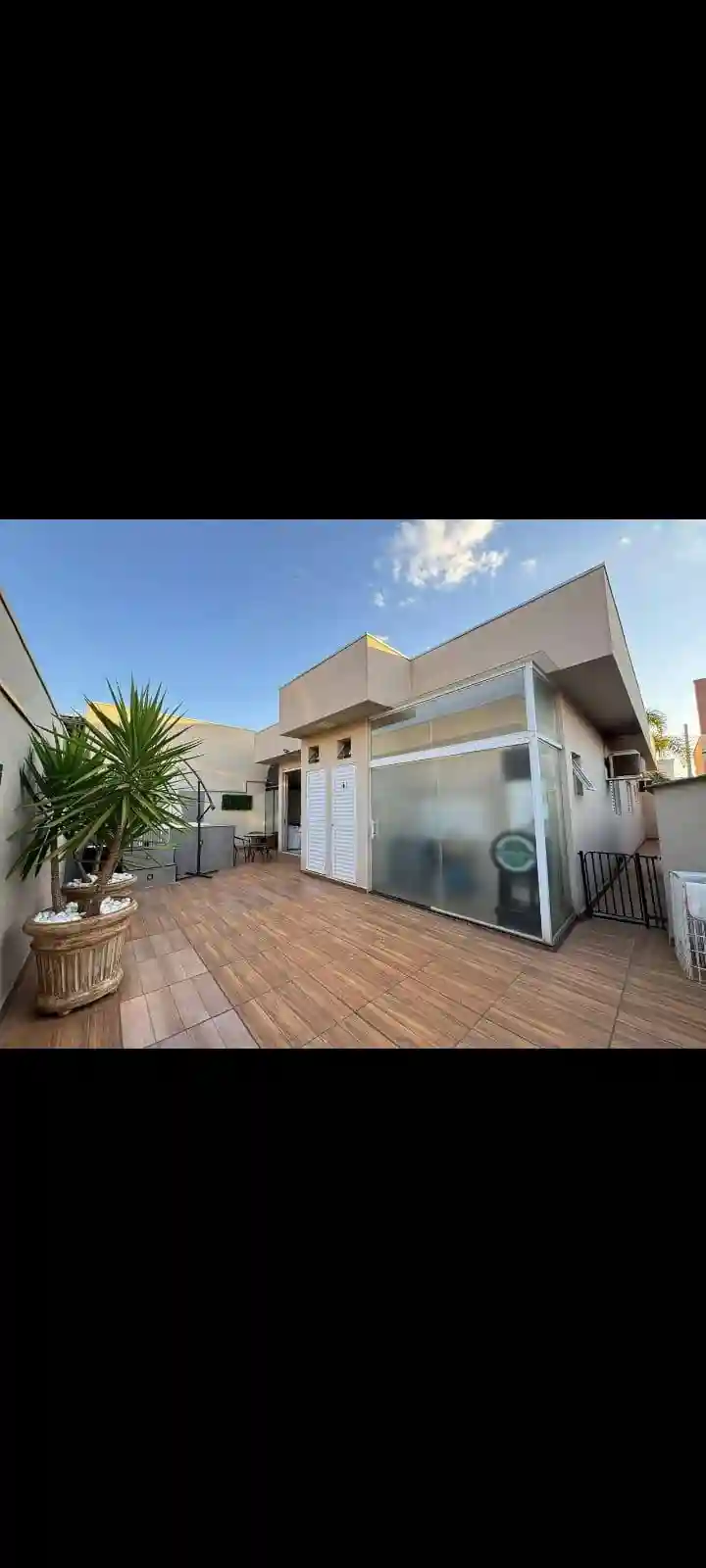Casa de Condomínio com 3 quartos à venda, 253m² — foto 8 de 10