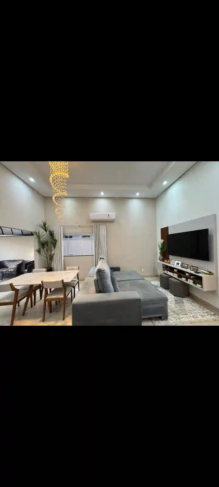 Casa de Condomínio com 3 quartos à venda, 253m² — foto 2 de 10
