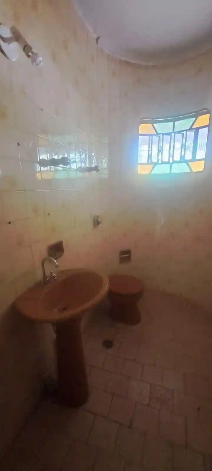 Casa com 3 quartos à venda, 360m² — foto 4 de 18