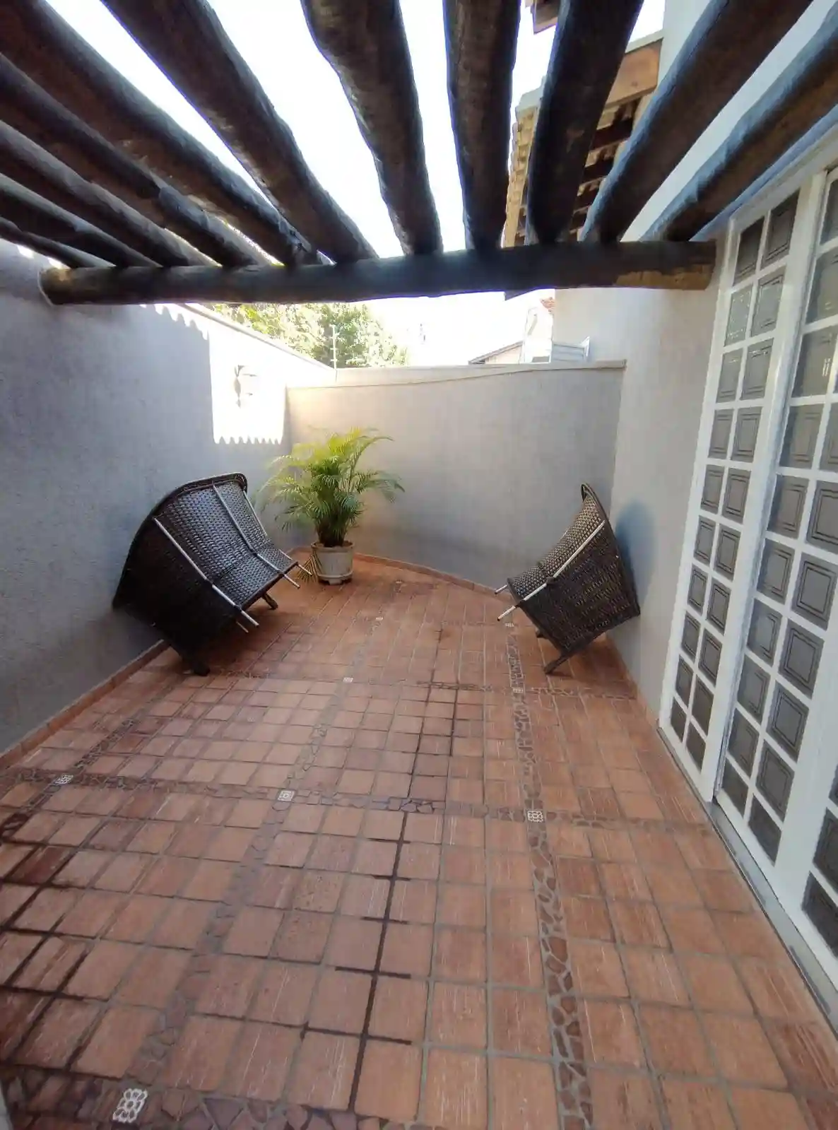 Casa com 4 quartos à venda, 217m² — foto 3 de 30