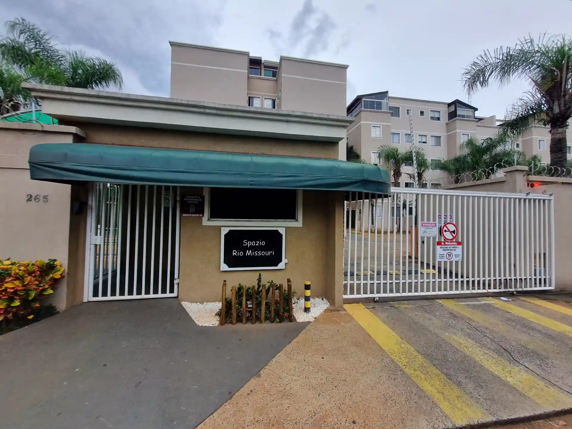 Apartamento com 2 quartos à venda, 52m² — foto 1 de 12