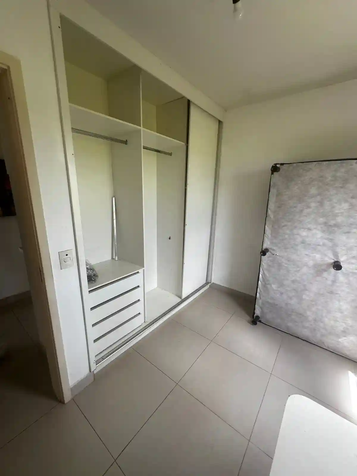 Apartamento com 3 quartos à venda, 10m² — foto 2 de 17