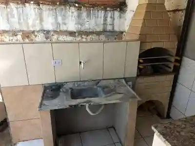 Casa com 2 quartos à venda, 180m² — foto 5 de 5