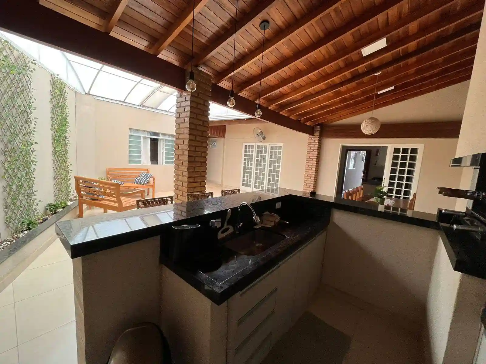 Casa com 3 quartos à venda, 189m² — foto 20 de 24