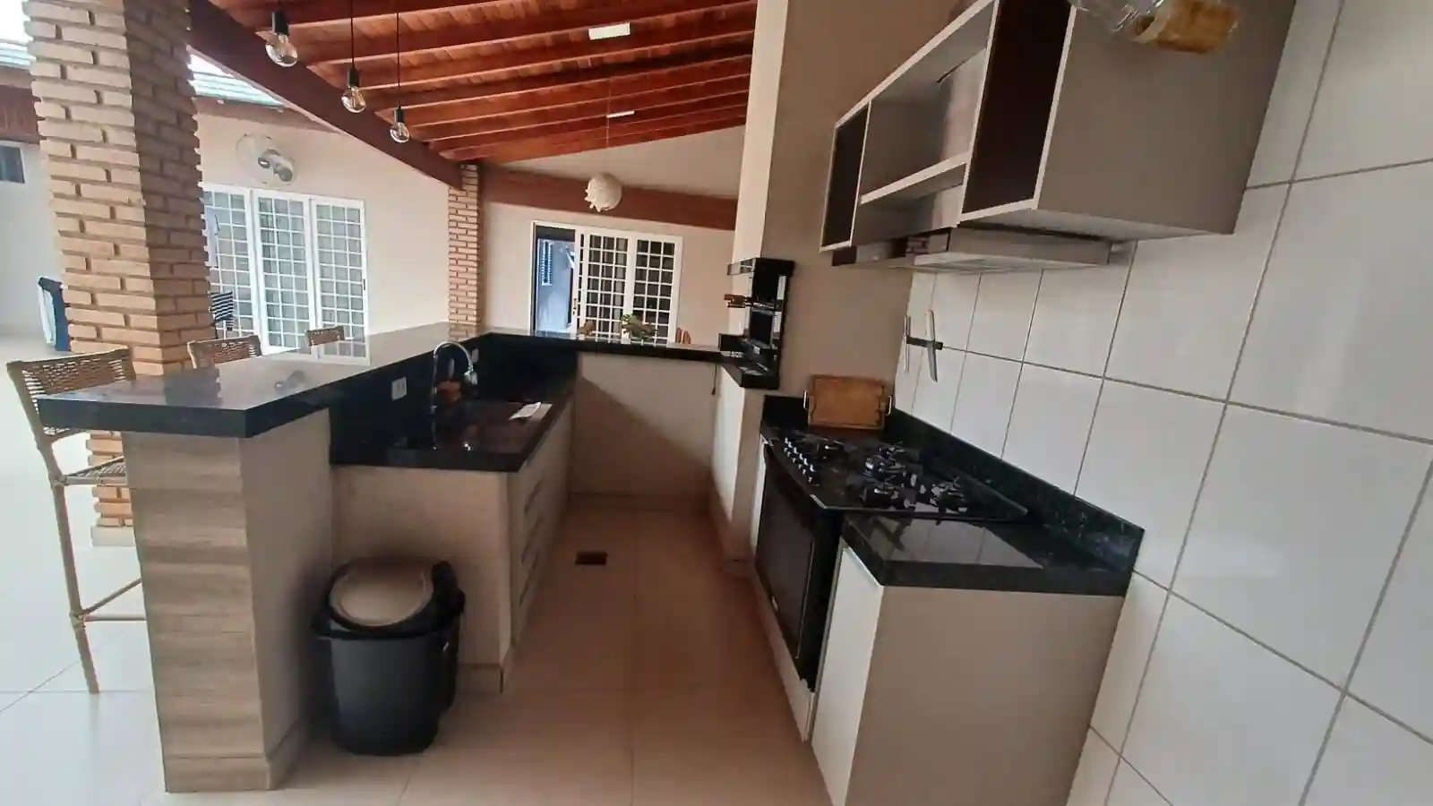 Casa com 3 quartos à venda, 189m² — foto 22 de 24