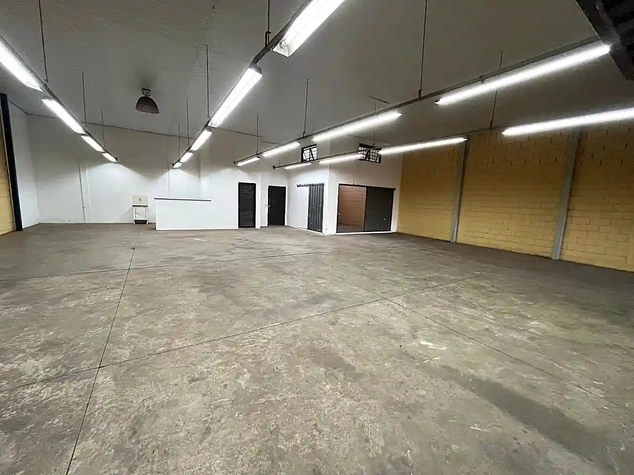 Loja / Salão / Ponto Comercial  para aluguel, 500m² — foto 8 de 20