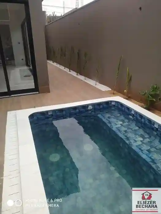 Casa de Condomínio com 3 quartos à venda, 160m² — foto 1 de 14
