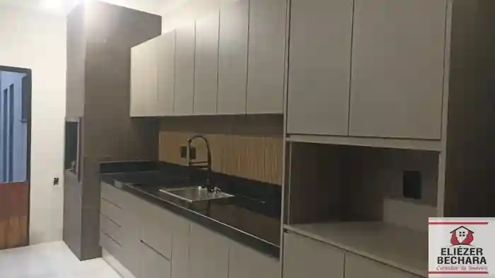 Casa de Condomínio com 3 quartos à venda, 160m² — foto 2 de 14
