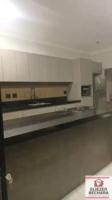 Casa de Condomínio com 3 quartos à venda, 160m² — foto 4 de 14