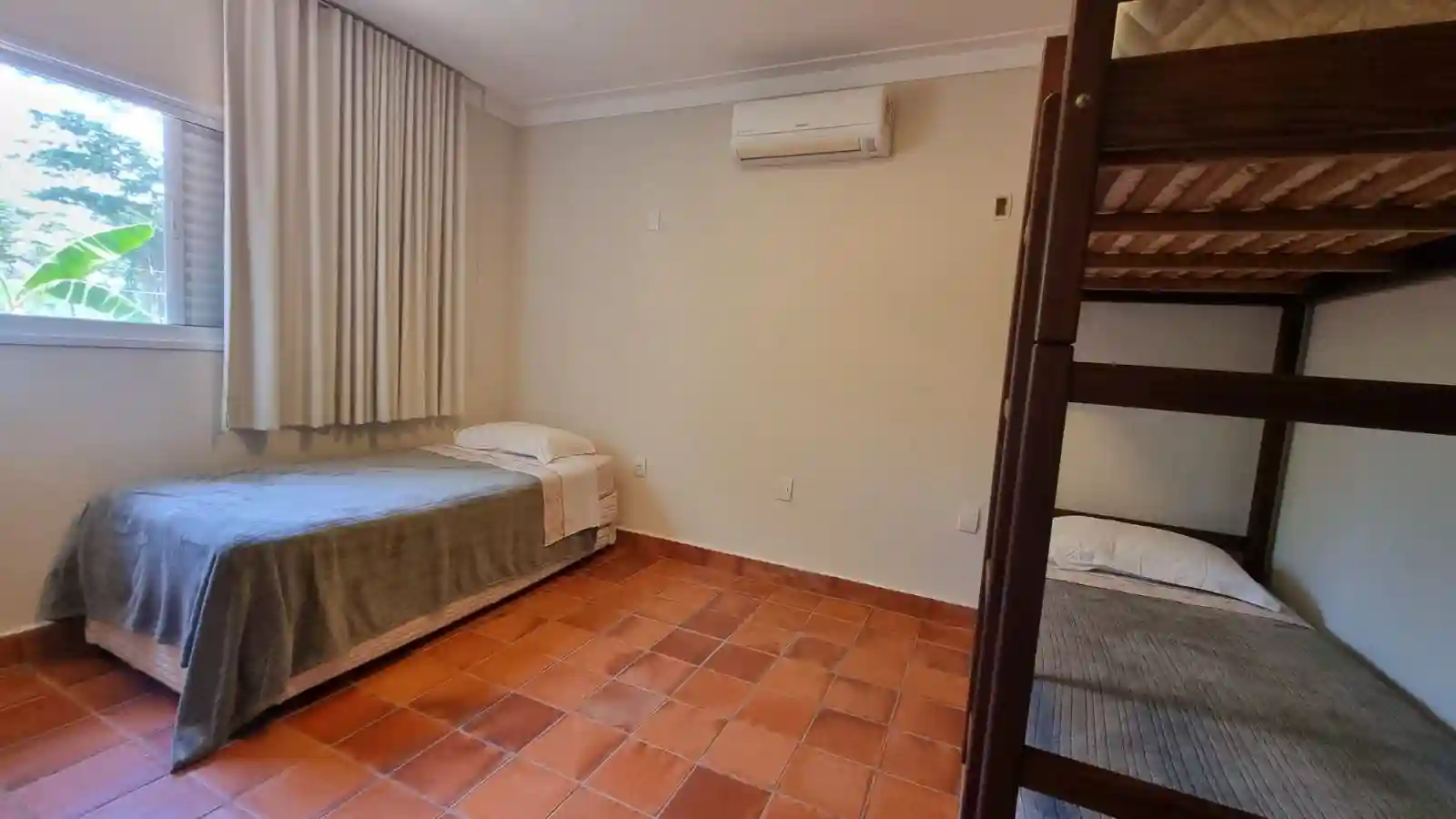 Fazenda / Sítio / Chácara com 4 quartos à venda, 1000m² — foto 23 de 31