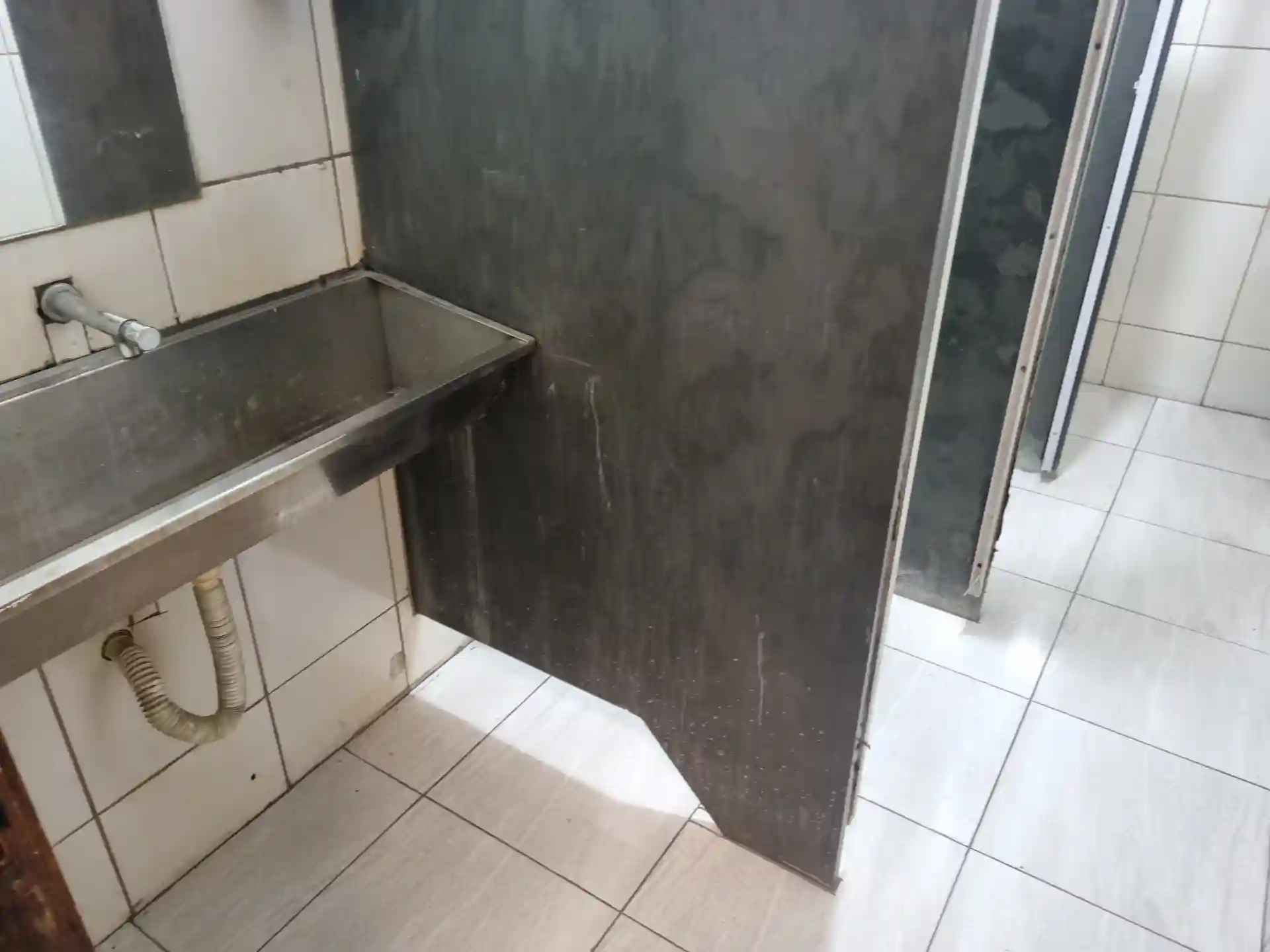 Galpão / Depósito / Armazém  para aluguel, 930m² — foto 13 de 25