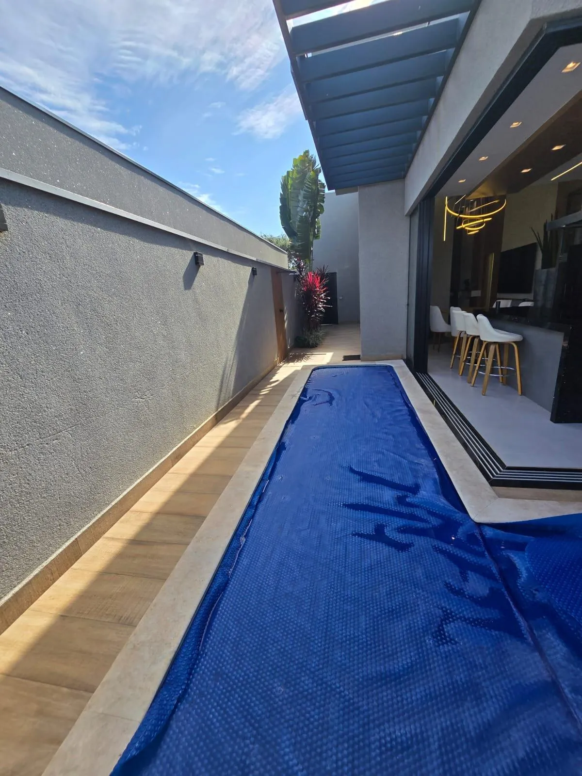 Casa de Condomínio à venda, 305m² — foto 10 de 21