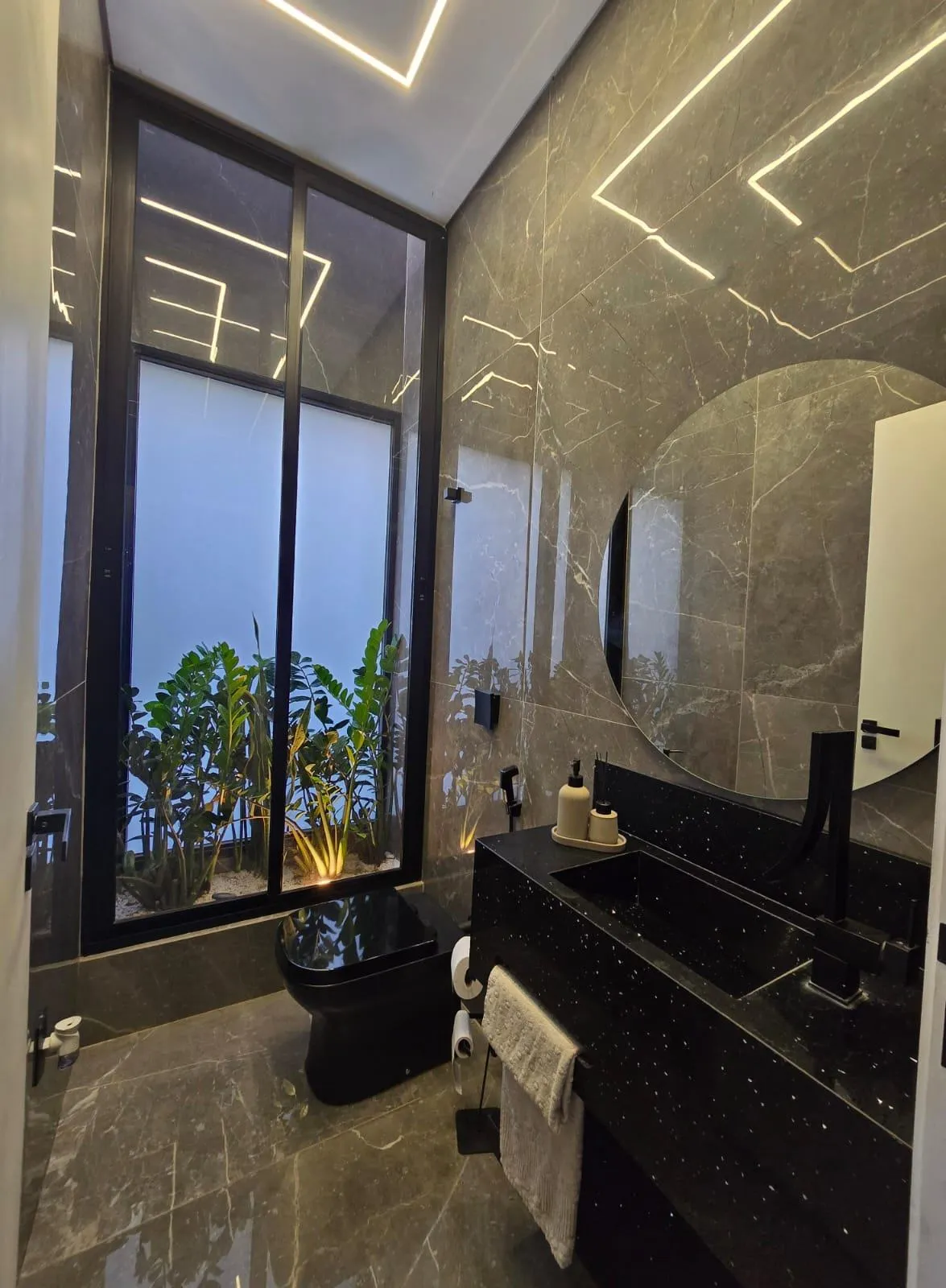 Casa de Condomínio à venda, 305m² — foto 8 de 21
