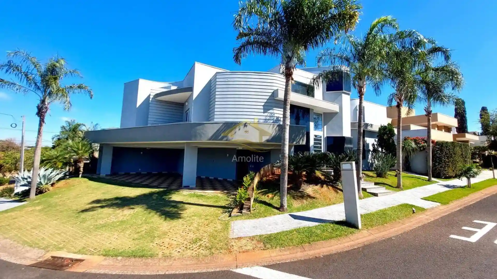 Casa de Condomínio com 3 quartos à venda, 314m² — foto 1 de 43