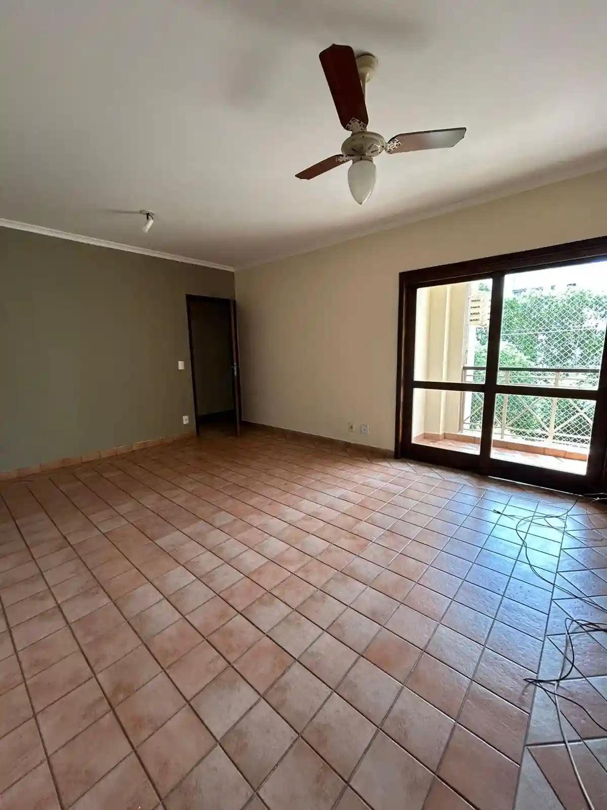 Apartamento com 3 quartos à venda, 86m² — foto 1 de 17