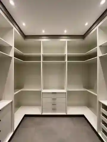 Casa de Condomínio com 3 quartos à venda, 256m² — foto 13 de 19