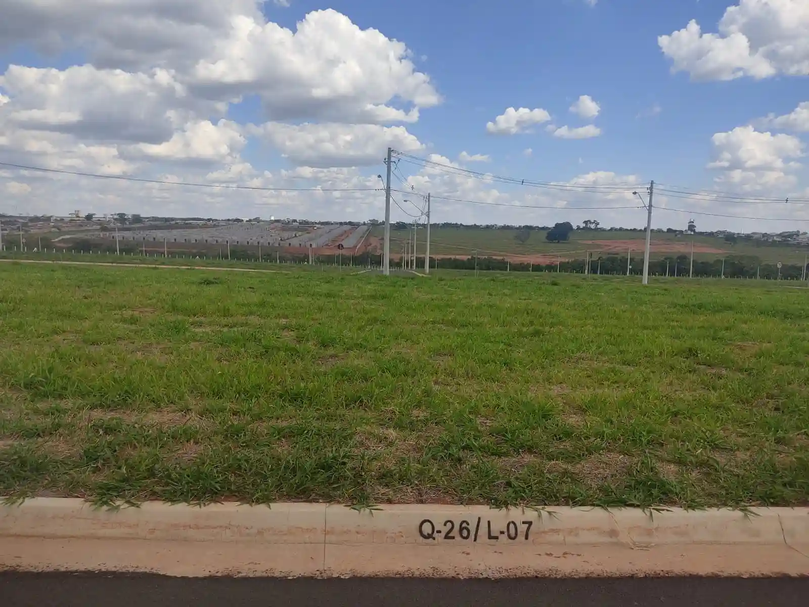Terreno / Lote / Condomínio  à venda, 218m² — foto 4 de 5