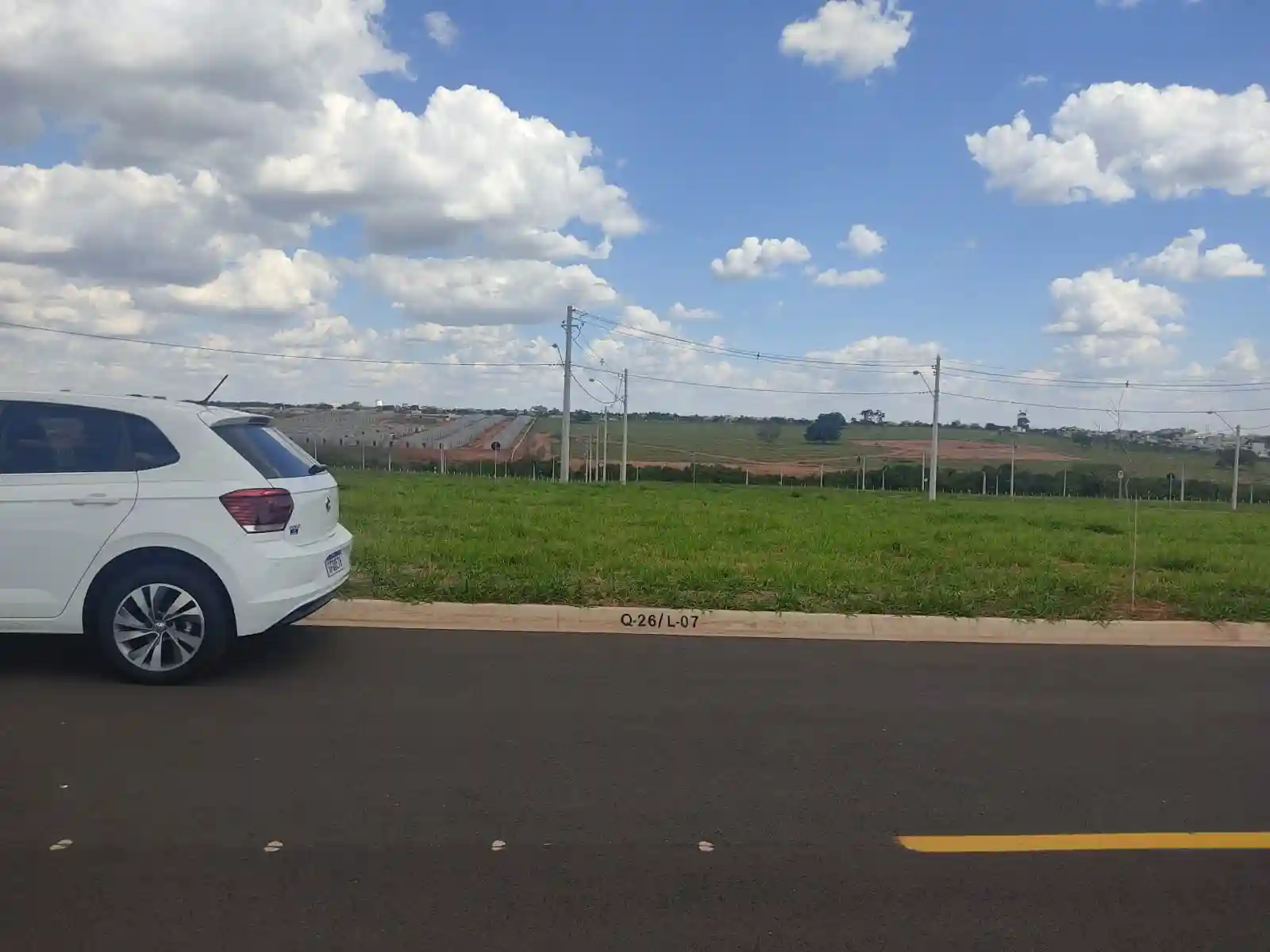 Terreno / Lote / Condomínio  à venda, 218m² — foto 3 de 5