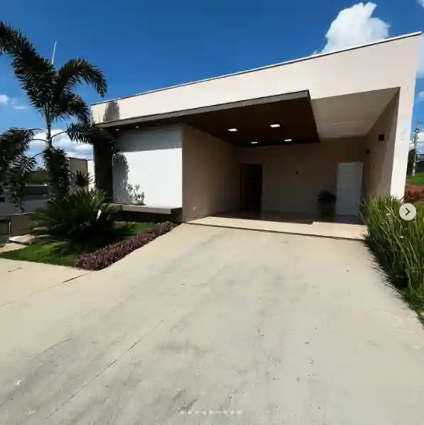 Casa de Condomínio com 3 quartos à venda, 253m² — foto 1 de 9