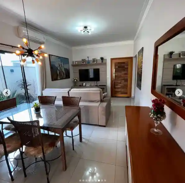 Casa de Condomínio com 3 quartos à venda, 253m² — foto 7 de 9