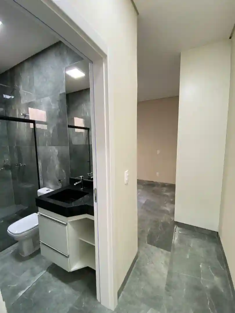 Casa de Condomínio com 3 quartos à venda, 276m² — foto 2 de 18
