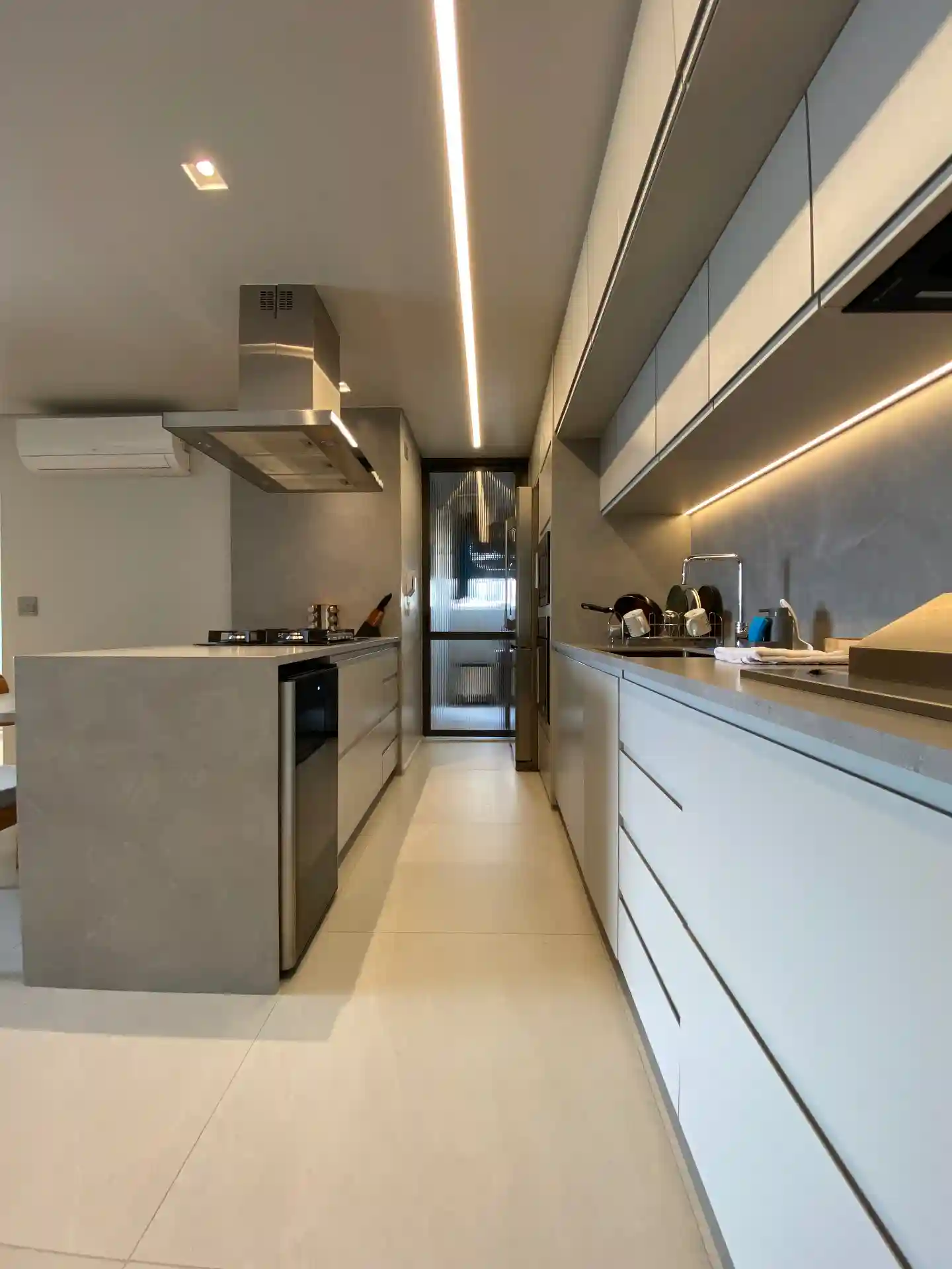 Apartamento com 2 quartos à venda, 72m² — foto 4 de 32