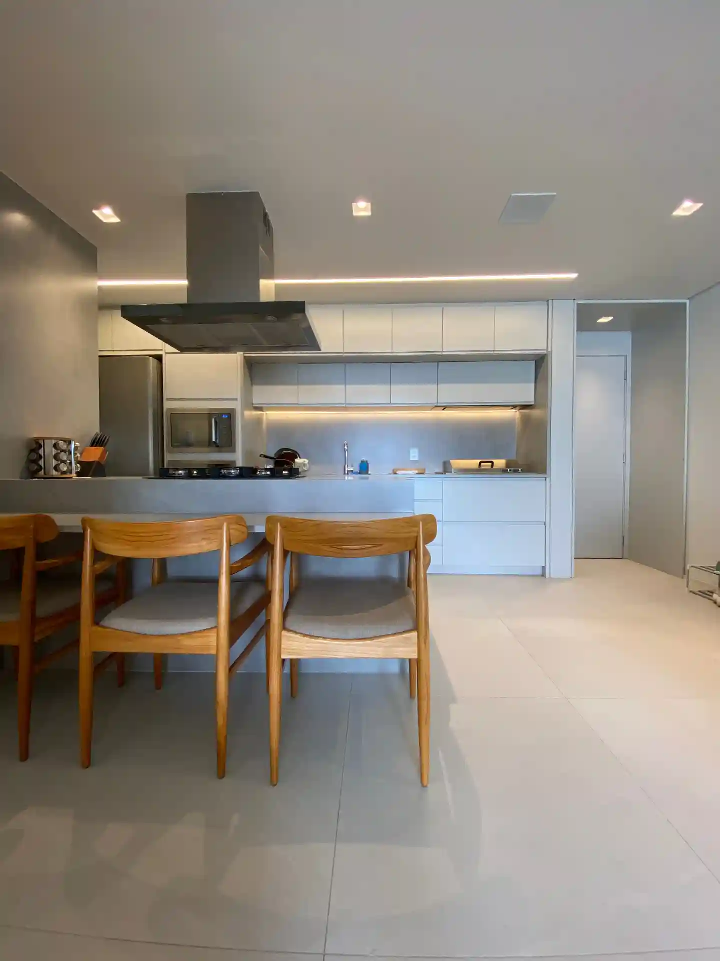 Apartamento com 2 quartos à venda, 72m² — foto 10 de 32
