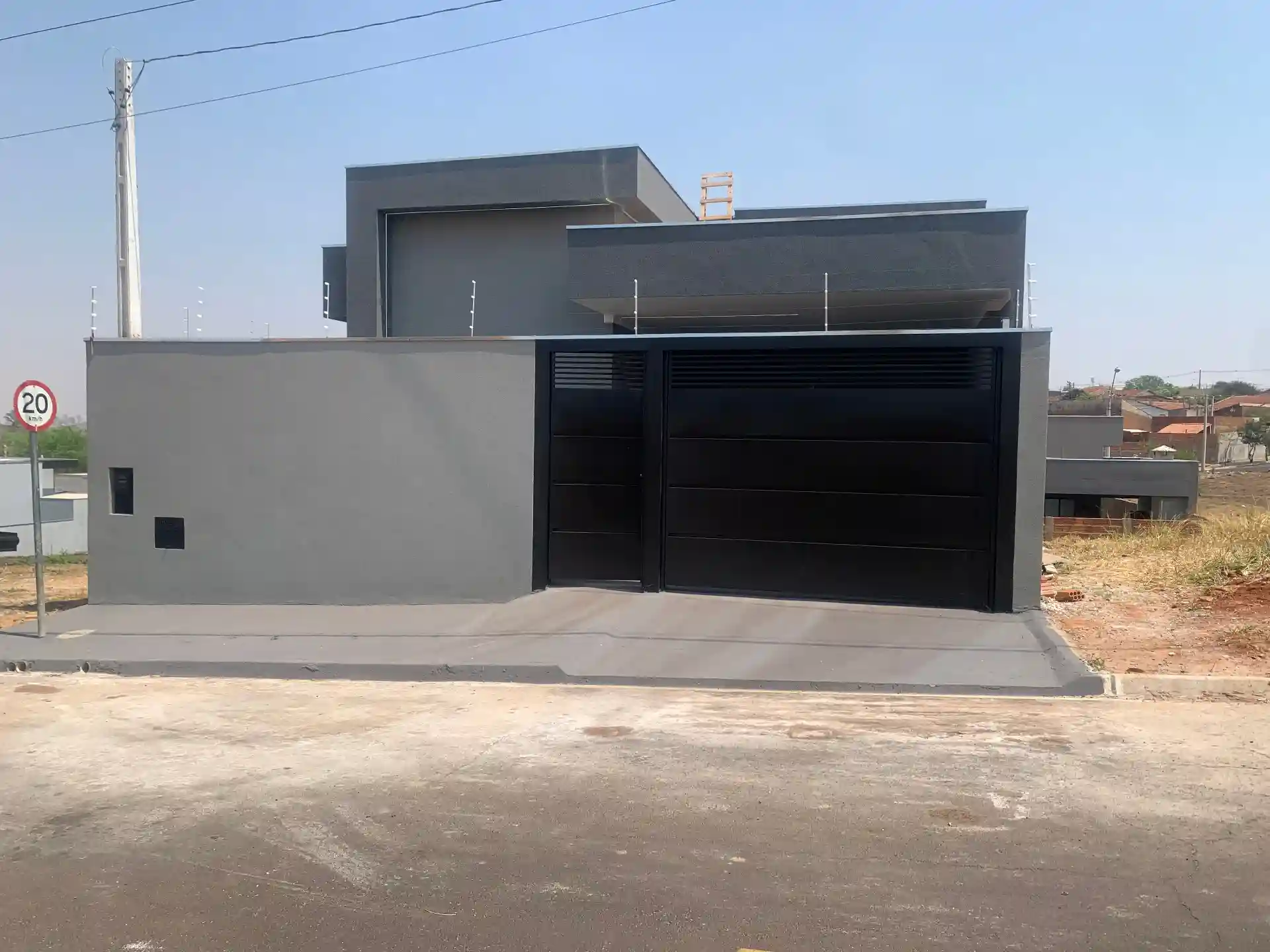 Casa com 3 quartos à venda, 119m² — foto 1 de 34