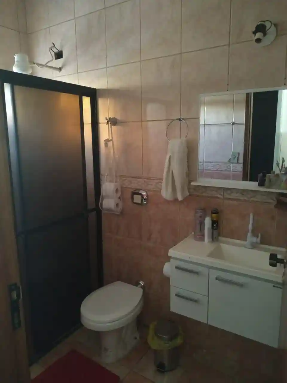 Casa com 3 quartos à venda, 232m² — foto 2 de 16